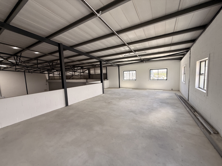 To Let Commercial Property for Rent in Rivergate Western Cape